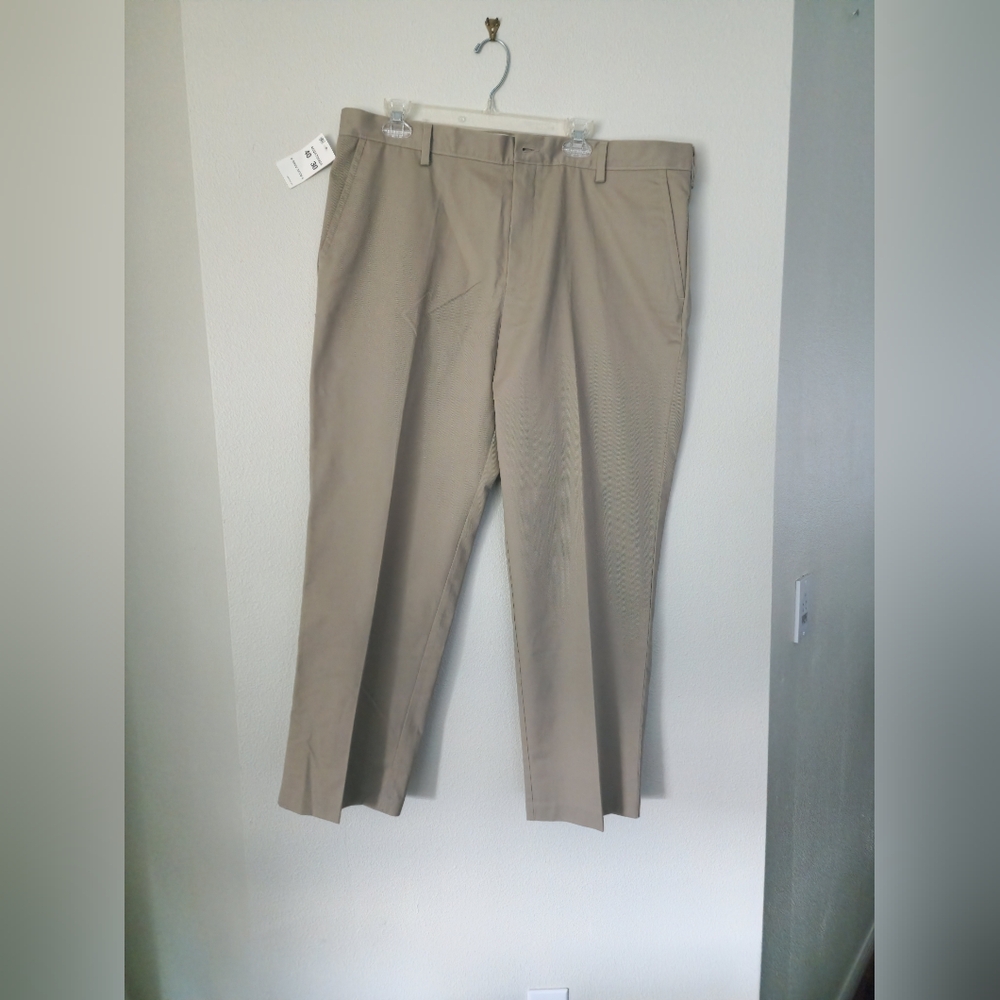 Dockers Men's Tan Khaki Pants 40x30